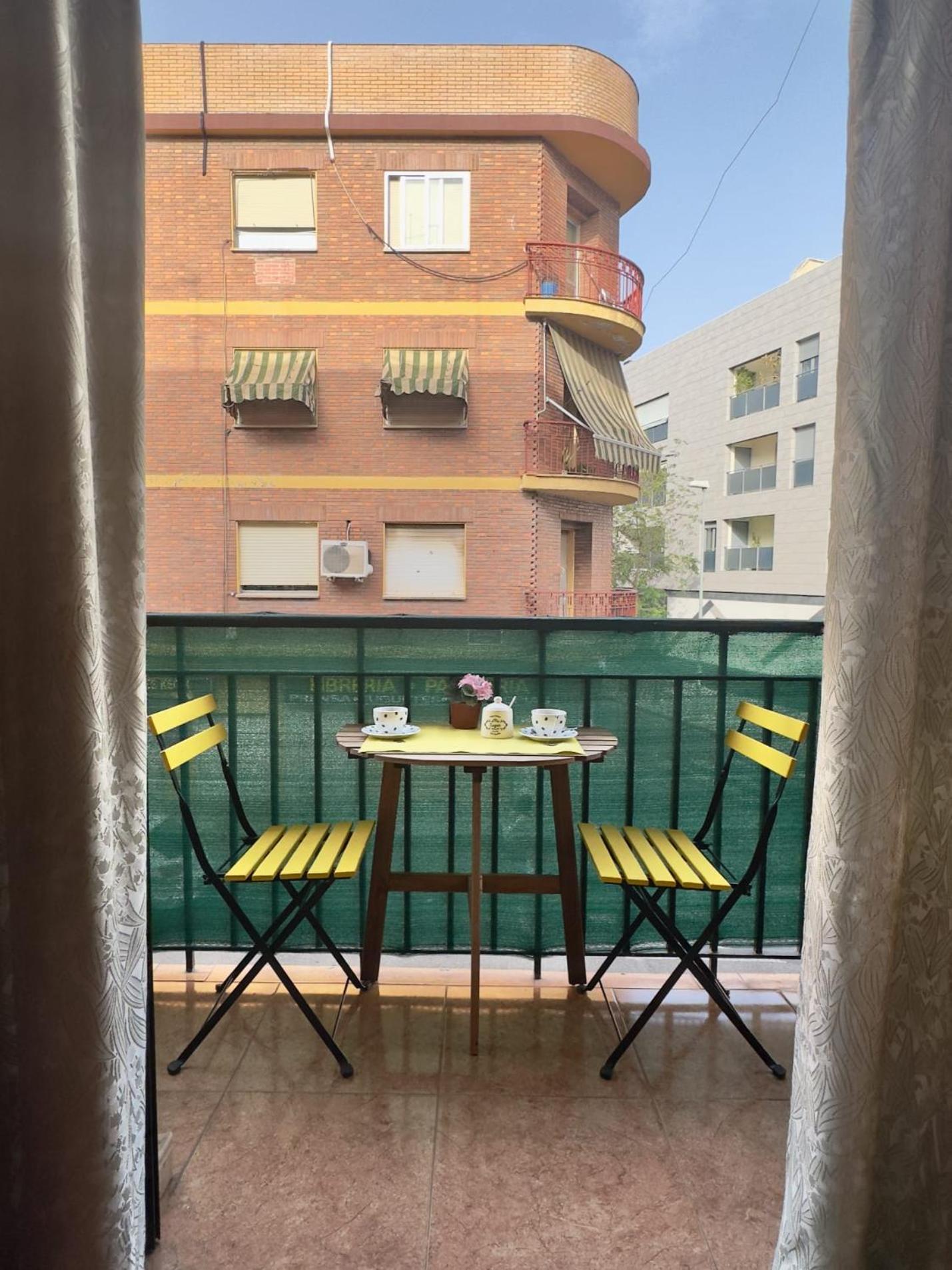 Coqueto Apartamento Estacion Cordoba Luaran gambar