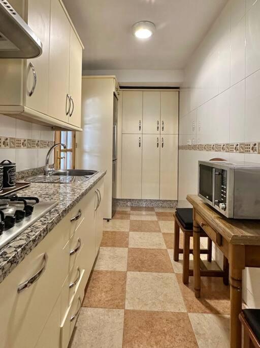 Coqueto Apartamento Estacion Cordoba Luaran gambar